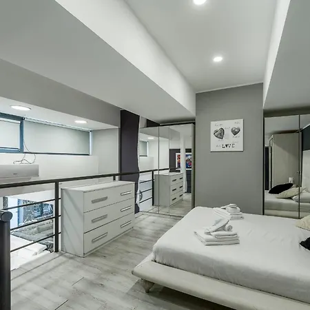 公寓 Urban Loft Certosa - Private Garden *